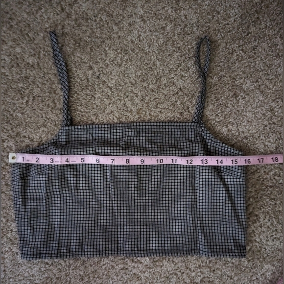 American Eagle NEW Black Plaid Square Neck Tank Crop Top Size Medium - Picture 9 of 9